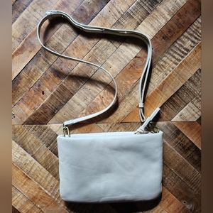 Madewell The Puff Crossbody Bag in White
